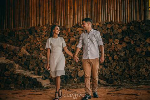 Inspiração e ideias criativas ensaio fotográfico pré casamento de casal Holambra cidade das flores SP'