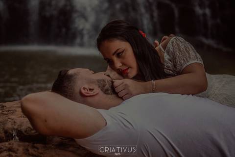 Ensaio Fotográfico Pré Casamento Cachoeira do Saltão Brotas SP'