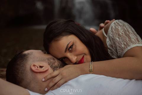 Ensaio Fotográfico Pré Casamento Cachoeira do Saltão Brotas SP'