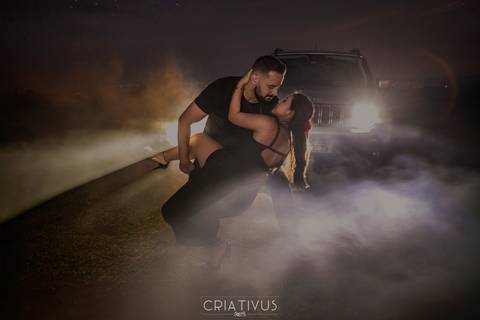 Inspiração e ideias ensaio fotográfico pré casamento de casal Morro do Fogão Brotas '