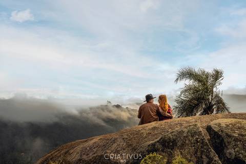 Inspiração e ideias ensaio fotográfico pré casamento de casal Pico do Olho d'Água Mairiporã - SP'
