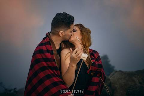 Inspiração e ideias ensaio fotográfico pré casamento de casal Pico do Olho d'Água Mairiporã - SP'