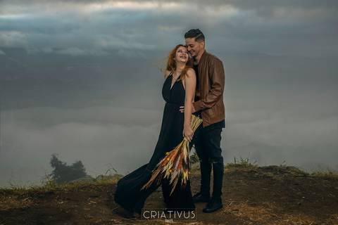 Inspiração e ideias ensaio fotográfico pré casamento de casal Pico do Olho d'Água Mairiporã - SP'