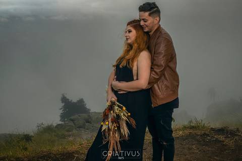Inspiração e ideias ensaio fotográfico pré casamento de casal Pico do Olho d'Água Mairiporã - SP'