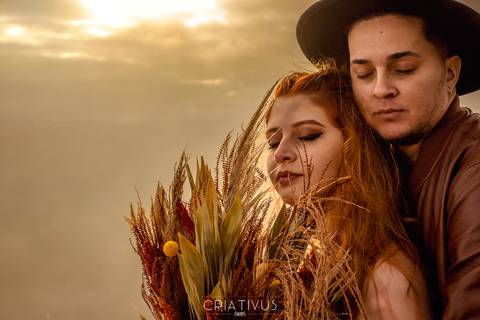 Inspiração e ideias ensaio fotográfico pré casamento de casal Pico do Olho d'Água Mairiporã - SP'