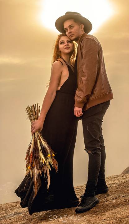 Inspiração e ideias ensaio fotográfico pré casamento de casal Pico do Olho d'Água Mairiporã - SP'