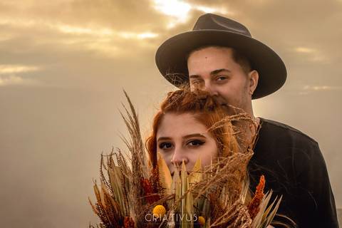 Inspiração e ideias ensaio fotográfico pré casamento de casal Pico do Olho d'Água Mairiporã - SP'
