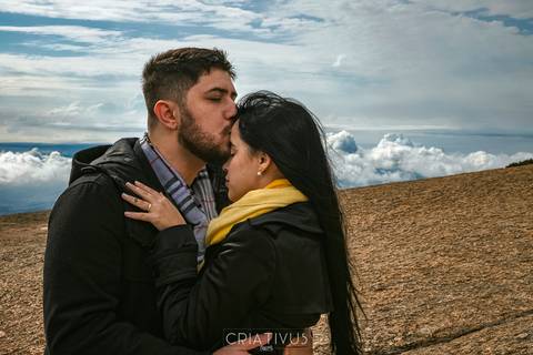 Inspiração e ideias ensaio fotográfico pré casamento de casal Pedra Grande Atibaia '