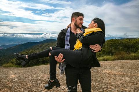 Inspiração e ideias ensaio fotográfico pré casamento de casal Pedra Grande Atibaia '