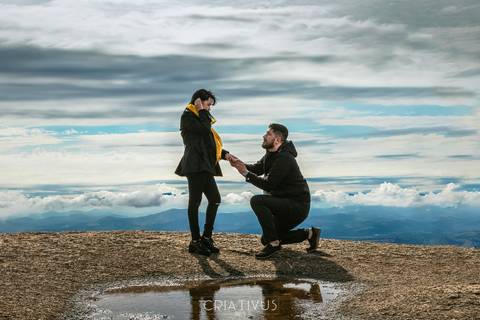 Inspiração e ideias ensaio fotográfico pré casamento de casal Pedra Grande Atibaia '