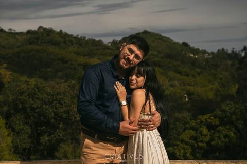 Inspiração e ideias ensaio fotográfico pré casamento de casal Pedra Grande Atibaia '