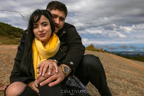 Inspiração e ideias ensaio fotográfico pré casamento de casal Pedra Grande Atibaia '