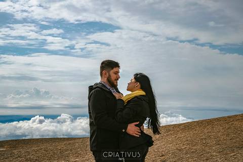 Inspiração e ideias ensaio fotográfico pré casamento de casal Pedra Grande Atibaia '