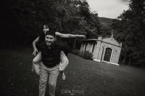 Inspiração e ideias ensaio fotográfico pré casamento de casal Pedra Grande Atibaia '