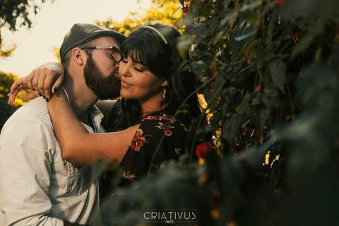 Inspiração e ideias criativas  ensaio fotográfico pré casamento de casal no Sitio Nosso Recanto Atibaia'