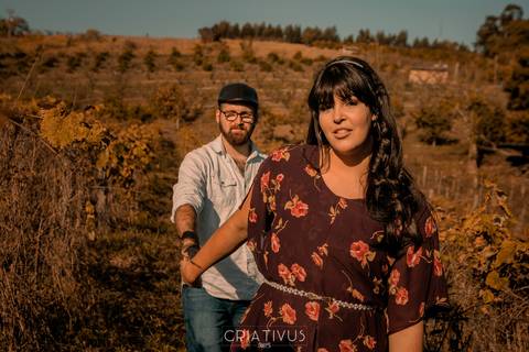 Inspiração e ideias criativas  ensaio fotográfico pré casamento de casal no Sitio Nosso Recanto Atibaia'