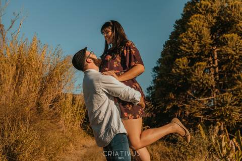 Inspiração e ideias criativas  ensaio fotográfico pré casamento de casal no Sitio Nosso Recanto Atibaia'