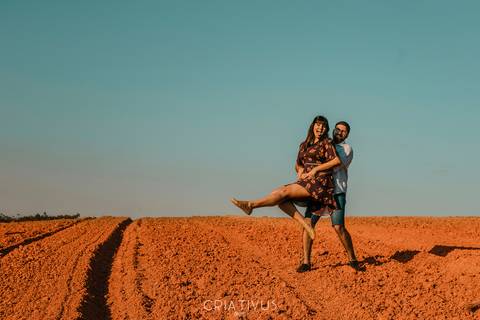 Inspiração e ideias criativas  ensaio fotográfico pré casamento de casal no Sitio Nosso Recanto Atibaia'