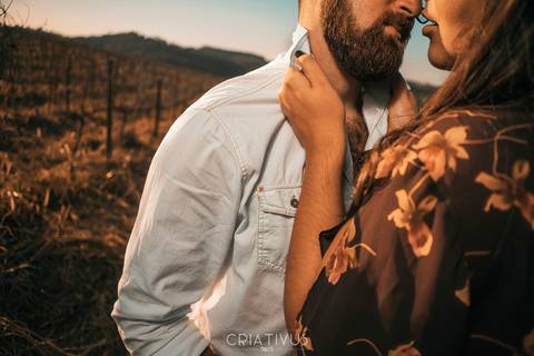 Inspiração e ideias criativas  ensaio fotográfico pré casamento de casal no Sitio Nosso Recanto Atibaia'