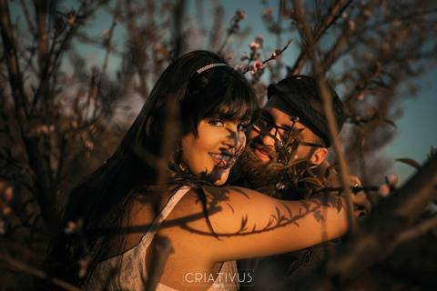 Inspiração e ideias criativas  ensaio fotográfico pré casamento de casal no Sitio Nosso Recanto Atibaia'