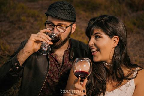 Inspiração e ideias criativas  ensaio fotográfico pré casamento de casal no Sitio Nosso Recanto Atibaia'