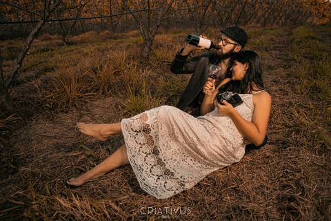 Inspiração e ideias criativas  ensaio fotográfico pré casamento de casal no Sitio Nosso Recanto Atibaia'