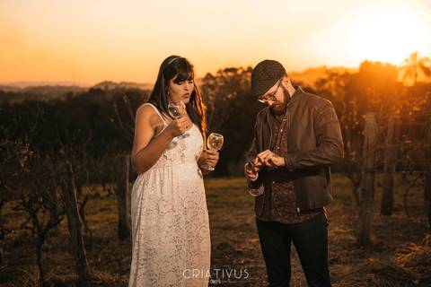 Inspiração e ideias criativas  ensaio fotográfico pré casamento de casal no Sitio Nosso Recanto Atibaia'