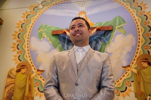 Inspiração e ideias criativas de fotos fotográfico de casamento na igreja Paróquia Santíssima Trindade Butantã'