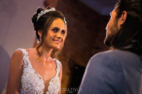 Ensaio fotográfico de casamento com os noivos Editorial Dreams no Espaço Splendour em Osasco-SP'