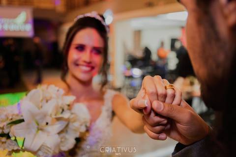 Ensaio fotográfico de casamento com os noivos Editorial Dreams no Espaço Splendour em Osasco-SP'