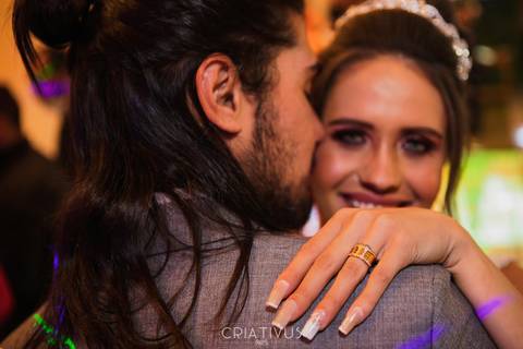 Ensaio fotográfico de casamento com os noivos Editorial Dreams no Espaço Splendour em Osasco-SP'