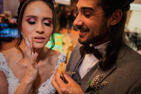 Ensaio fotográfico de casamento com os noivos Editorial Dreams no Espaço Splendour em Osasco-SP'