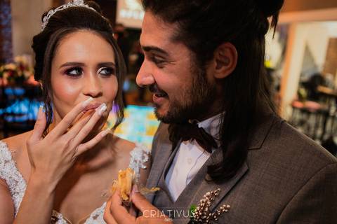 Ensaio fotográfico de casamento com os noivos Editorial Dreams no Espaço Splendour em Osasco-SP'