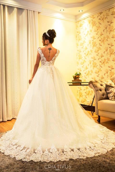 Ensaio fotográfico de casamento making of da noiva Editorial Dreams no Espaço Splendour em Osasco-SP'