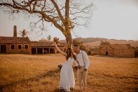 Inspiração e ideias criativas de fotos fotográfico de elopement wedding na Fazenda Vassoural 
'