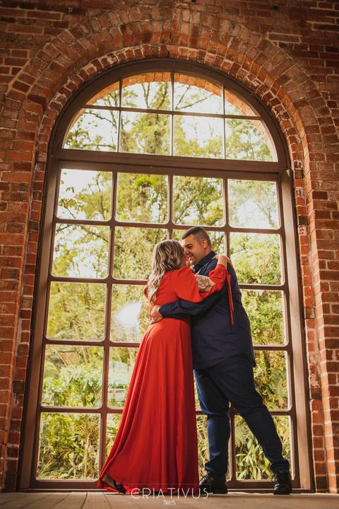Inspiração e ideias criativas  ensaio fotográfico pré casamento de casal em Paranapiacaba
'