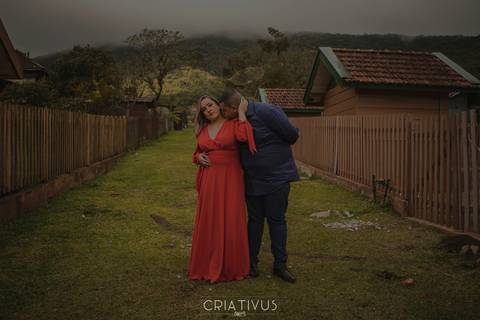 Inspiração e ideias criativas  ensaio fotográfico pré casamento de casal em Paranapiacaba
'
