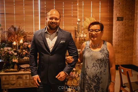 Inspiração e ideias criativas de fotos fotográfico de casamento entrada do noivo  no Coco Bambu - Alphaville'