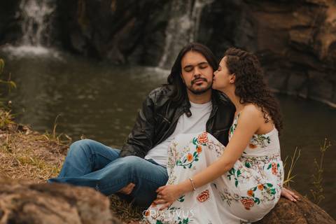 Inspiração e ideias criativas  ensaio fotográfico pré casamento de casal na Fazenda Ipanema - Iperó - SP
'