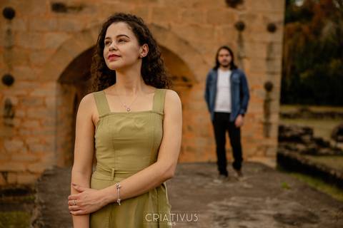 Inspiração e ideias criativas  ensaio fotográfico pré casamento de casal na Fazenda Ipanema - Iperó - SP
'