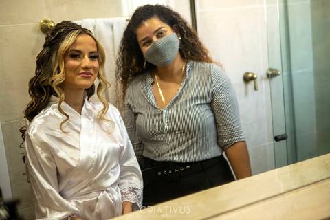 Inspiração e ideias criativas de fotos fotográfico de Making Of da noiva Chácara Recanto das Águas - Suzano - SP'