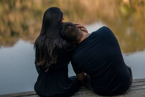 Inspiração e ideias criativas  ensaio fotográfico pré casamento cinematográfico de casal Camping Cabreúva - SP
'