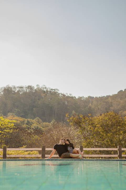 Inspiração e ideias criativas  ensaio fotográfico pré casamento cinematográfico de casal Camping Cabreúva - SP
'