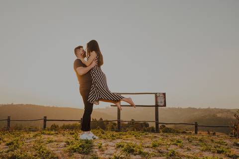 Inspiração e ideias criativas  ensaio fotográfico pré casamento cinematográfico de casal Camping Cabreúva - SP
'