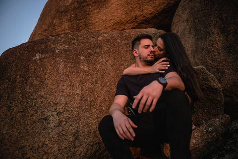 Inspiração e ideias criativas  ensaio fotográfico pré casamento cinematográfico de casal Camping Cabreúva - SP
'