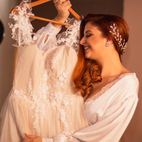 Inspiração e ideias criativas de fotos fotográfico de ensaio boudoir de noiva no Villa Mantova'