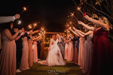 Inspiração e ideias criativas de fotos fotográfico de casamento com os padrinhos no Villa Mantova'
