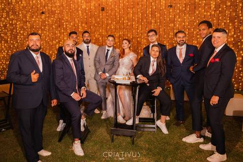 Inspiração e ideias criativas de fotos fotográfico de casamento com os padrinhos no Villa Mantova'