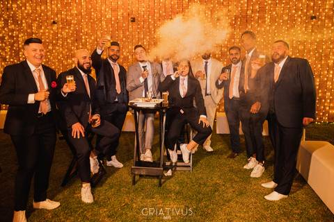 Inspiração e ideias criativas de fotos fotográfico de casamento com os padrinhos no Villa Mantova'