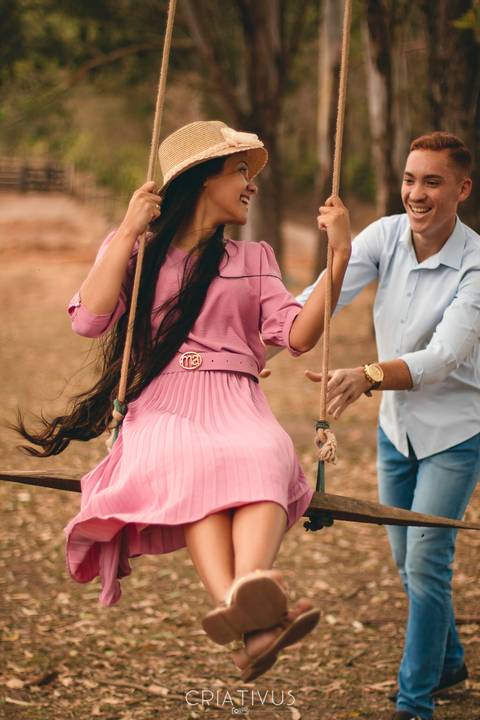 Inspiração e ideias criativas  ensaio fotográfico pré casamento de casal na Fazenda Quilombo
'